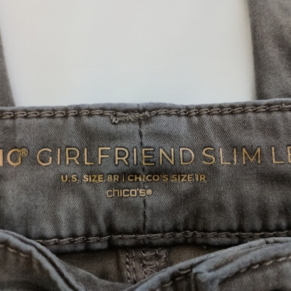 CHICOS So Slimming Gray High-Waisted Jeans (#1,413) - Picture 3 of 6